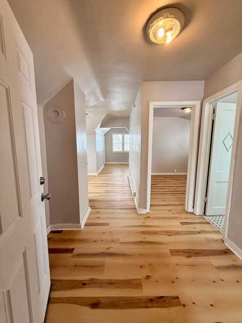 4752 N 38th St #2 - Photo 4 of 12