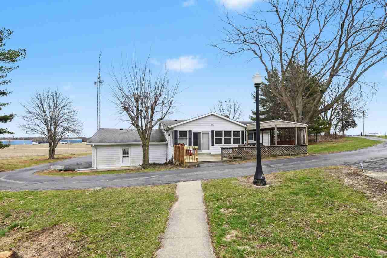 223 Sw - Photo 4 of 26