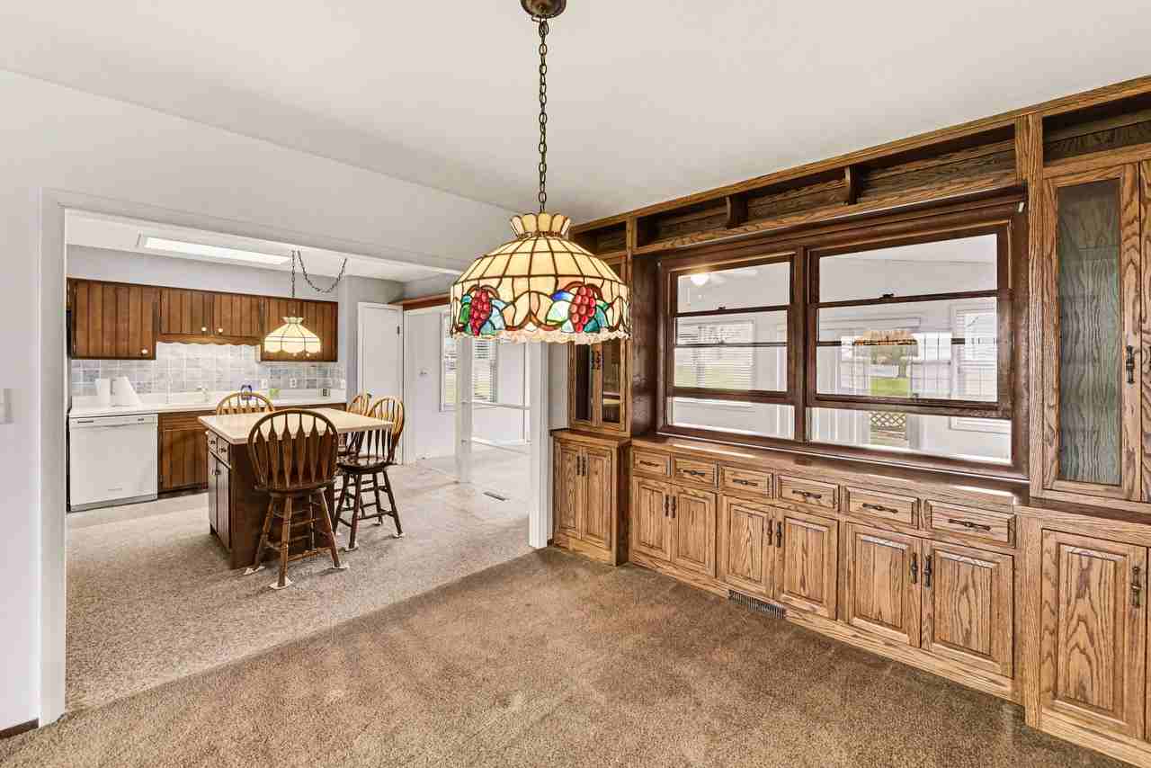 223 Sw - Photo 6 of 26