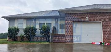 featured image of Urbane Rd Ne