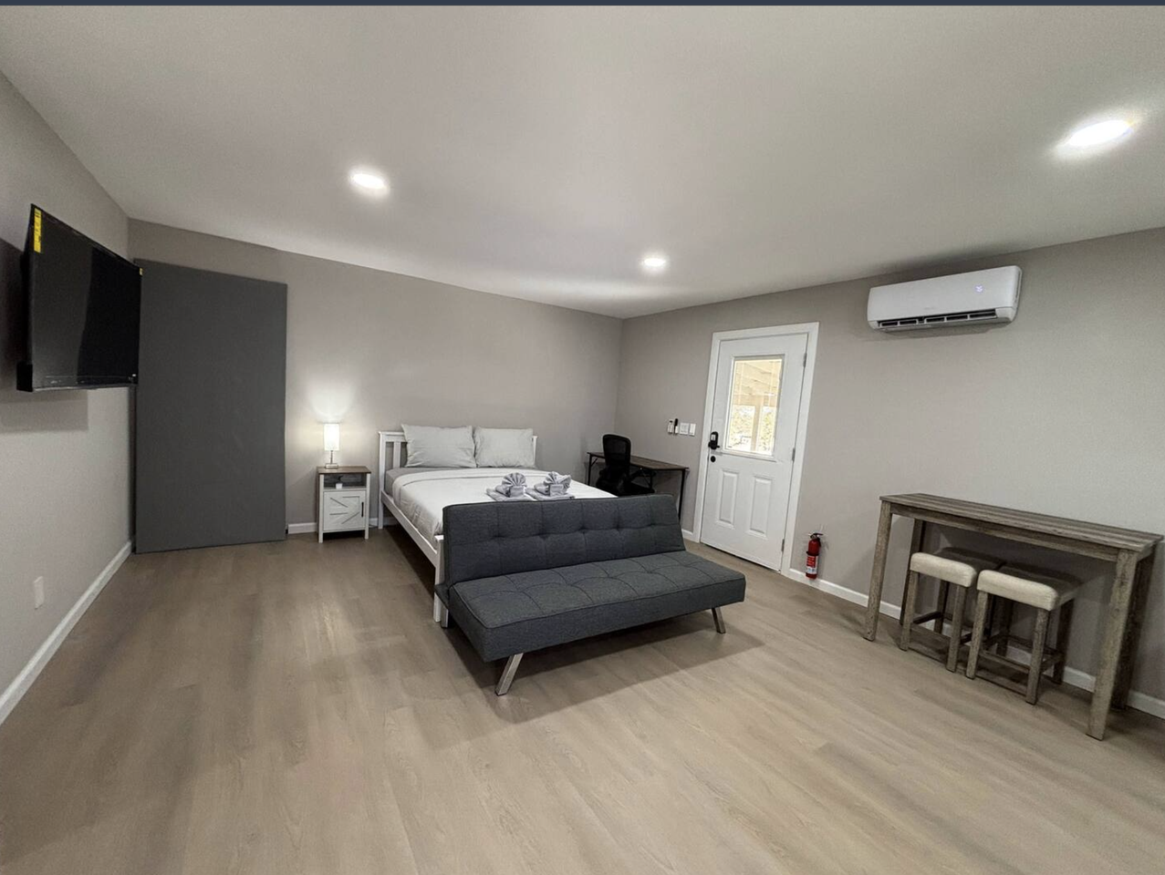 3903 Caldwell Ln #5 - Photo 2 of 4