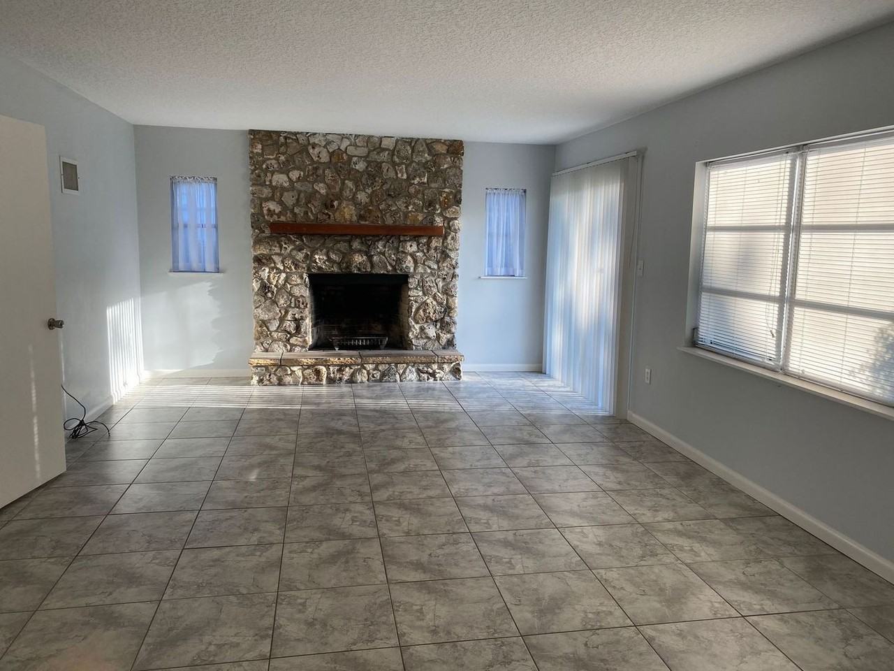 1401 E Crooked Lake Dr - Photo 7 of 23