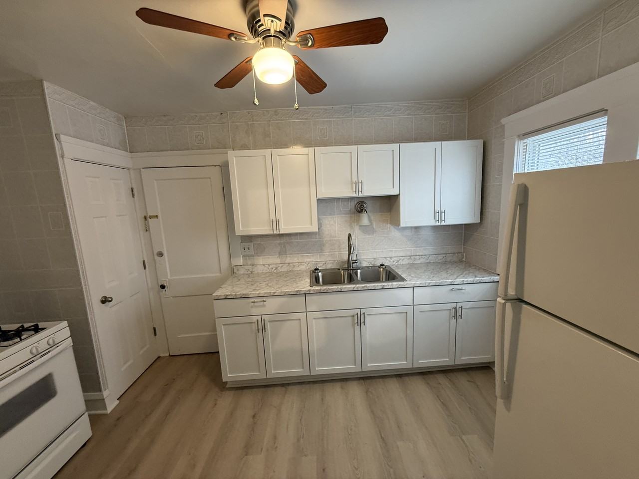 11916 Browning Ave #1 - Photo 5 of 18