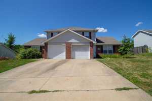 featured image of 1413 N Frideriki Dr