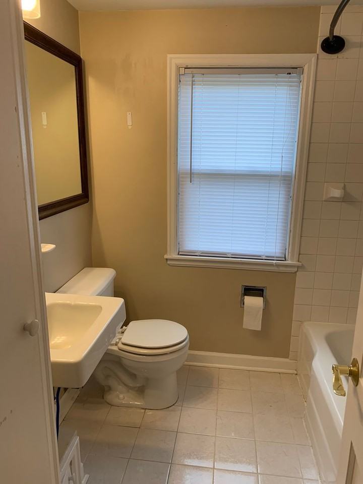 842 7th Ave Sw - Photo 7 of 14