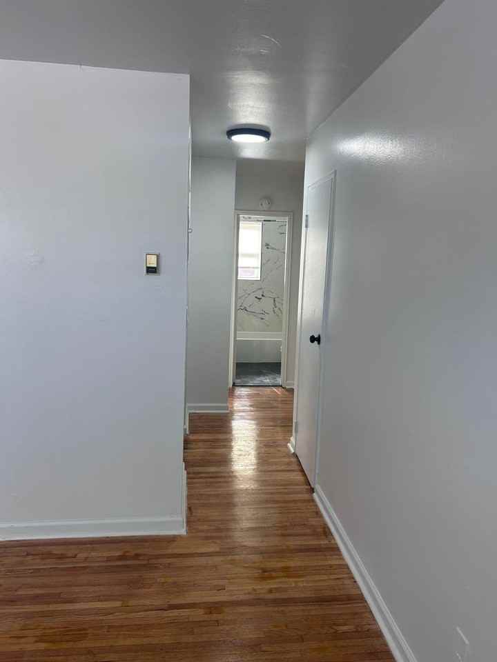 Colonnade Apartments - Photo 3 of 10