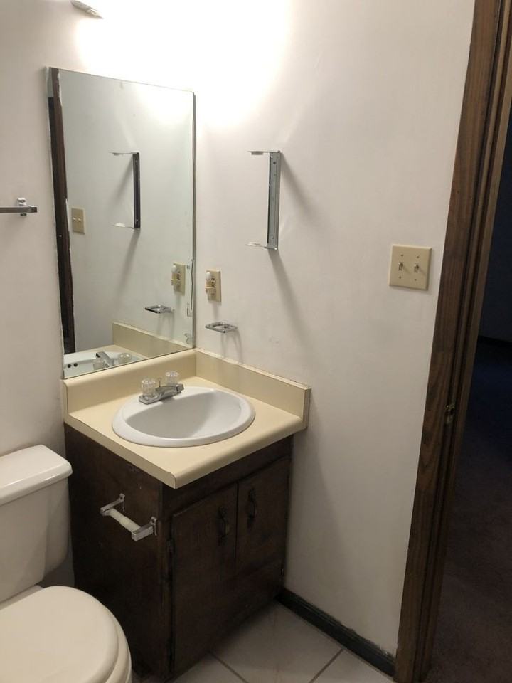 1512 Madison Heights Dr - Photo 4 of 5