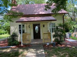 featured image of 137 Kimmon Rd