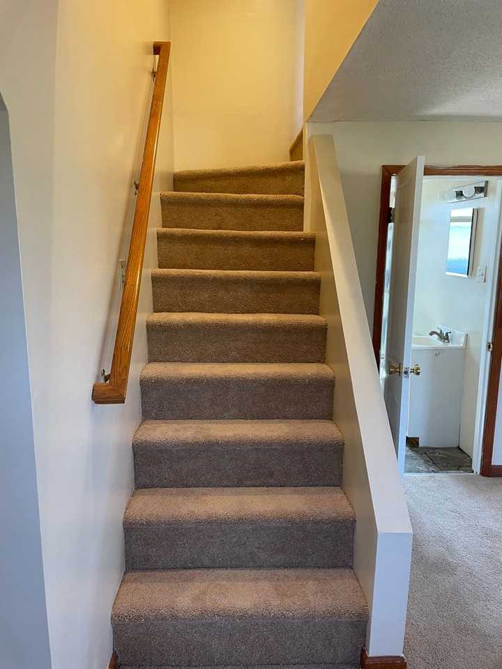 137 Kimmon Rd - Photo 2 of 12