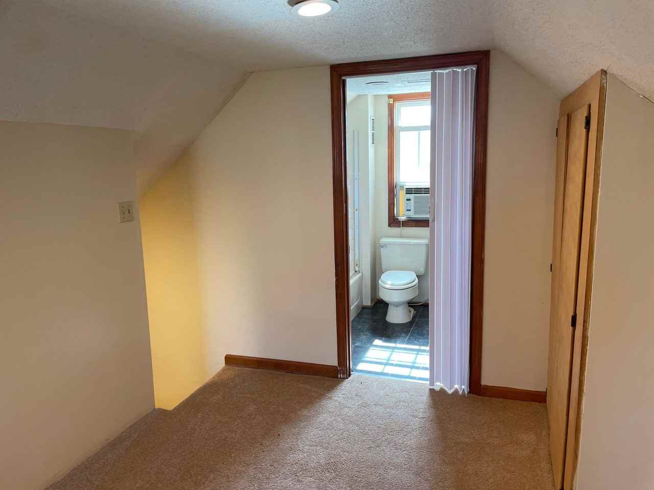 137 Kimmon Rd - Photo 6 of 12