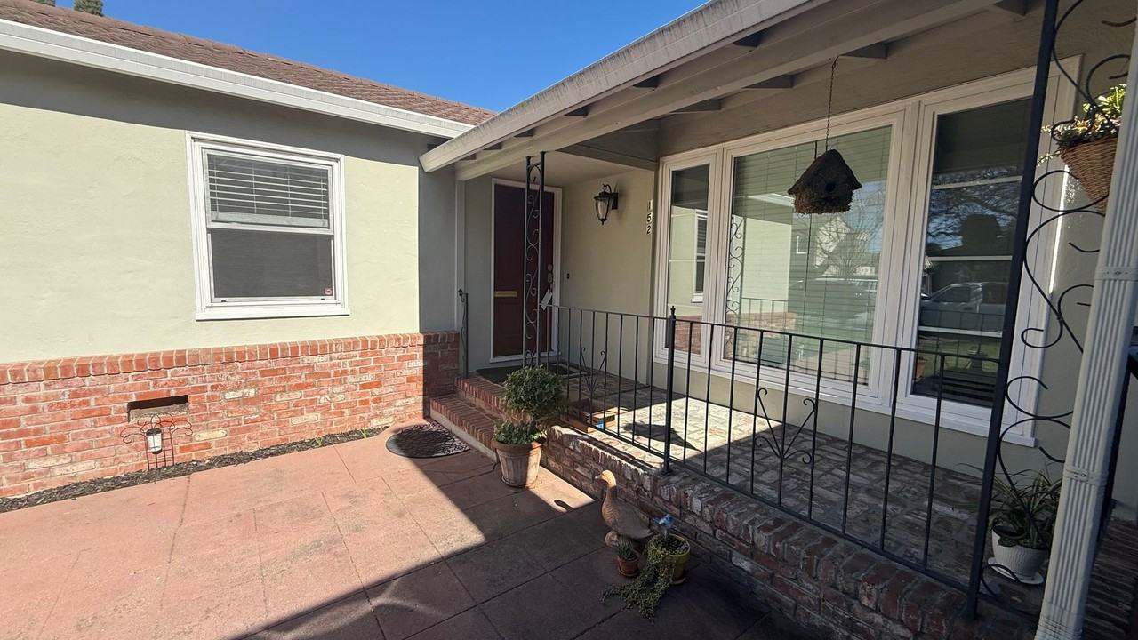 152 15th Ave - Photo 2 of 3