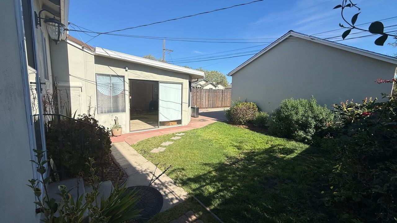 152 15th Ave - Photo 3 of 3