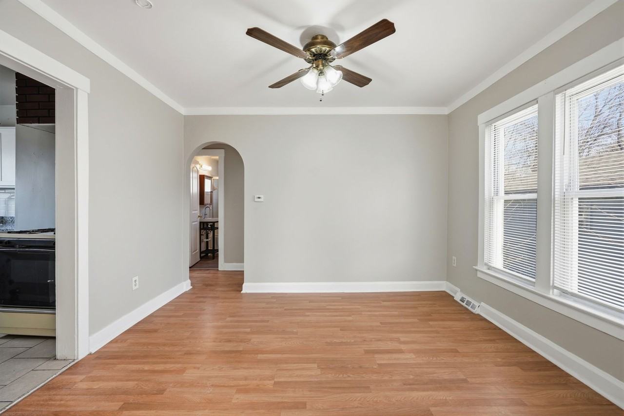 1301 E Muir Ave - Photo 5 of 27