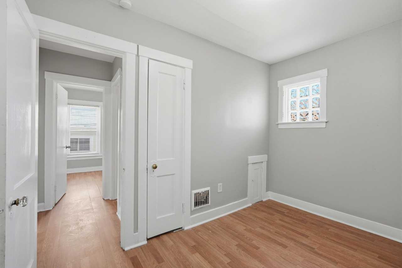 1301 E Muir Ave - Photo 7 of 27