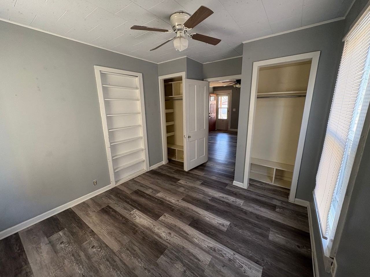 507 S 3rd St - Photo 5 of 9