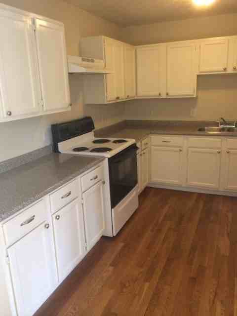 4406 Dakota Ave - Photo 3 of 11