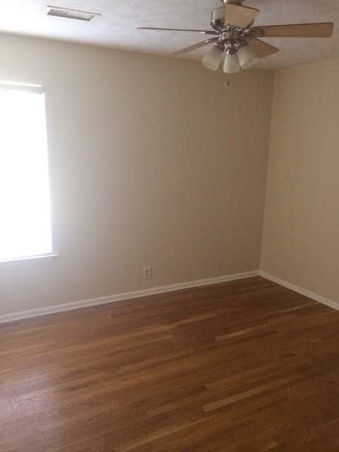 4406 Dakota Ave - Photo 7 of 11