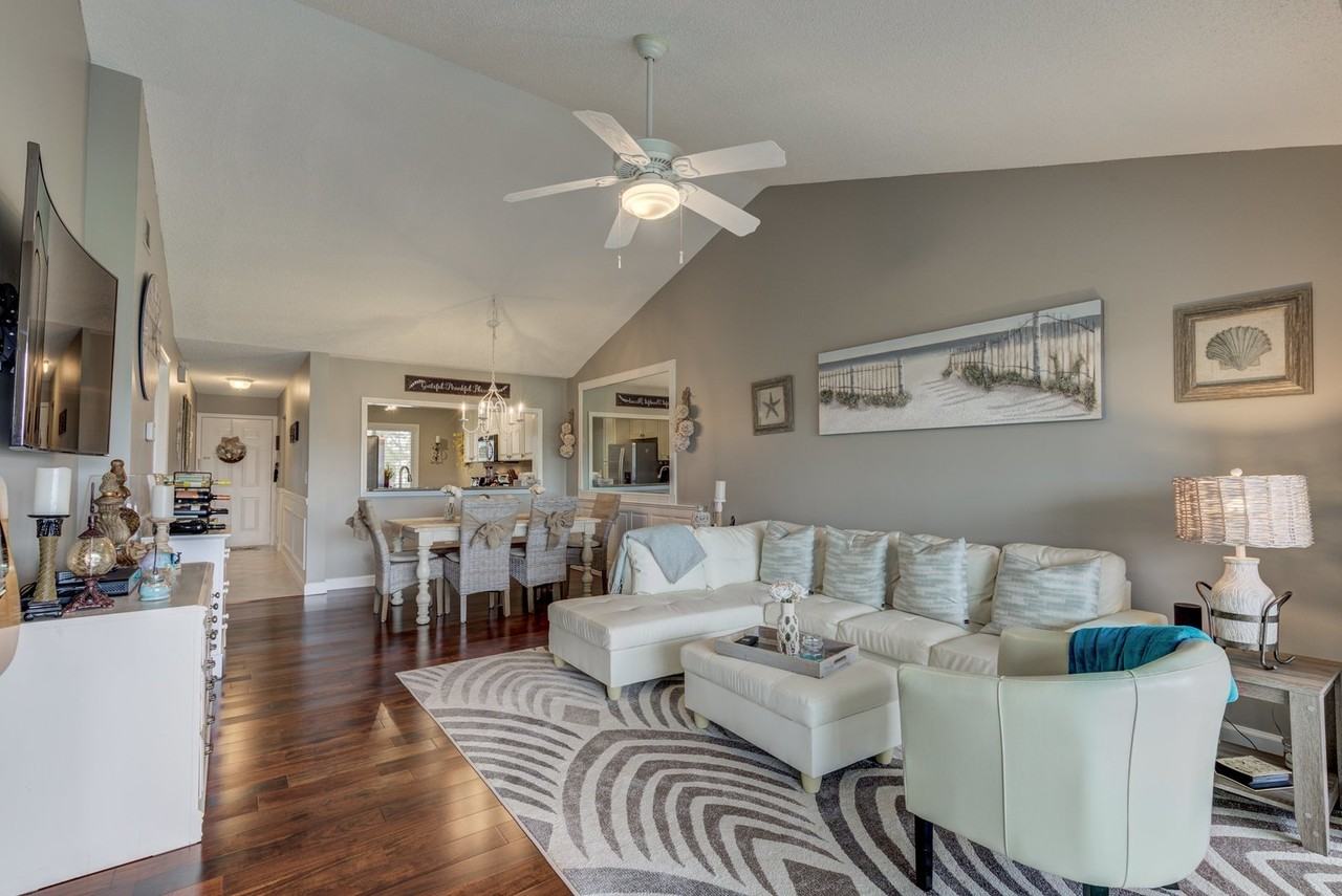 760 Augusta Blvd #D204 - Photo 5 of 18