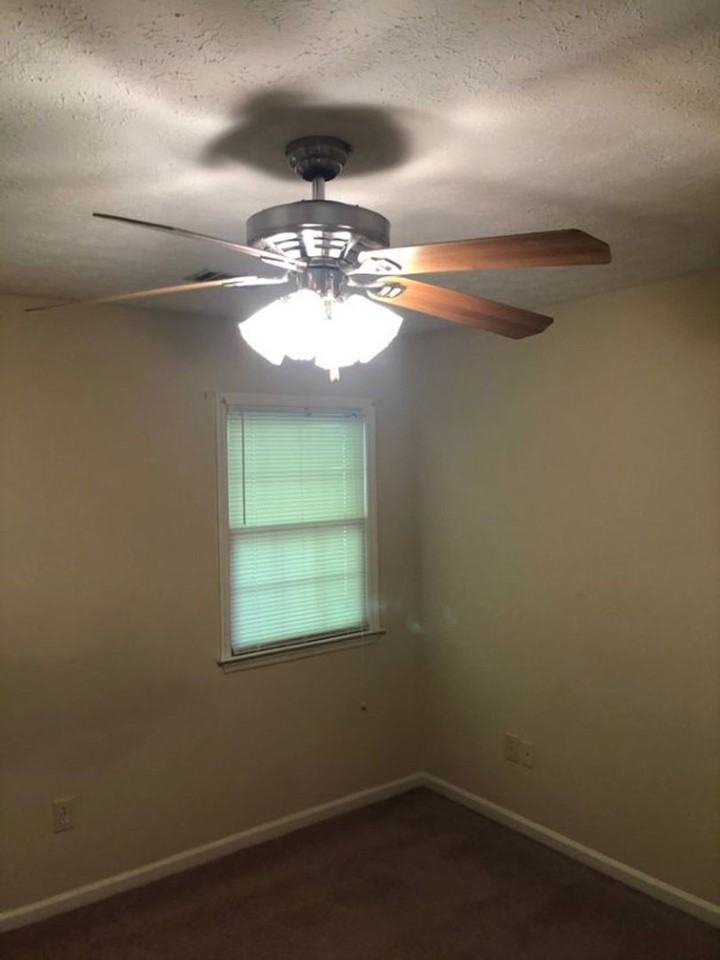 321 Cherry St - Photo 5 of 13