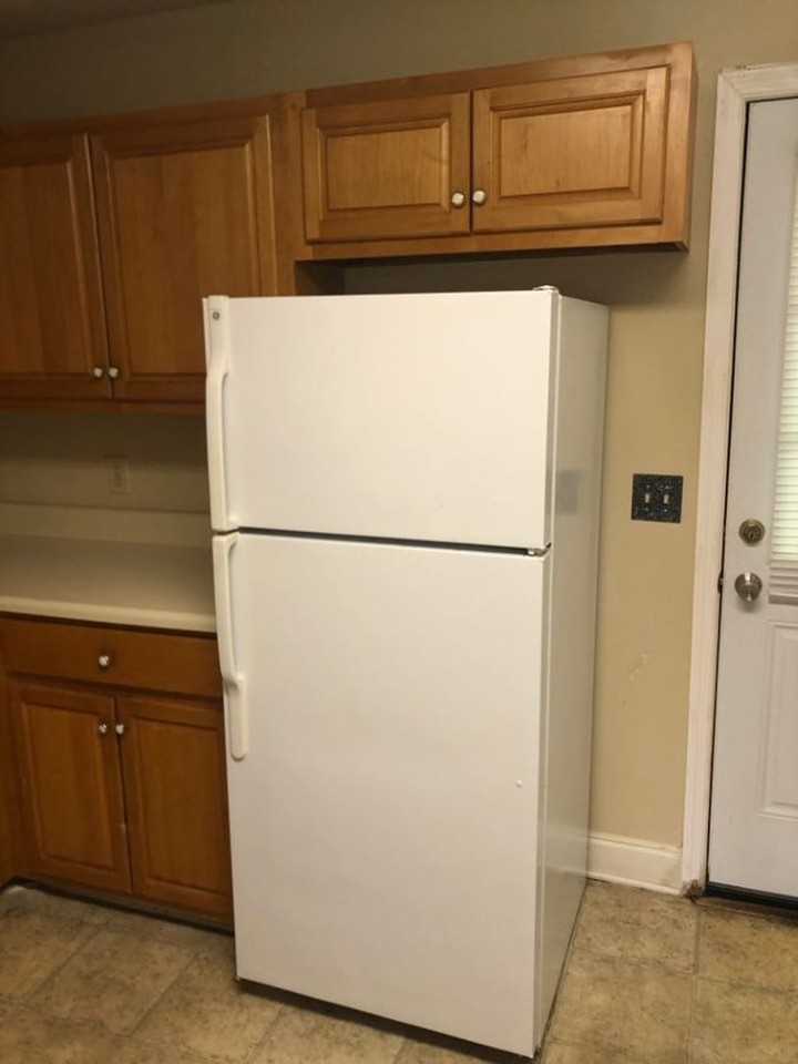 321 Cherry St - Photo 7 of 13