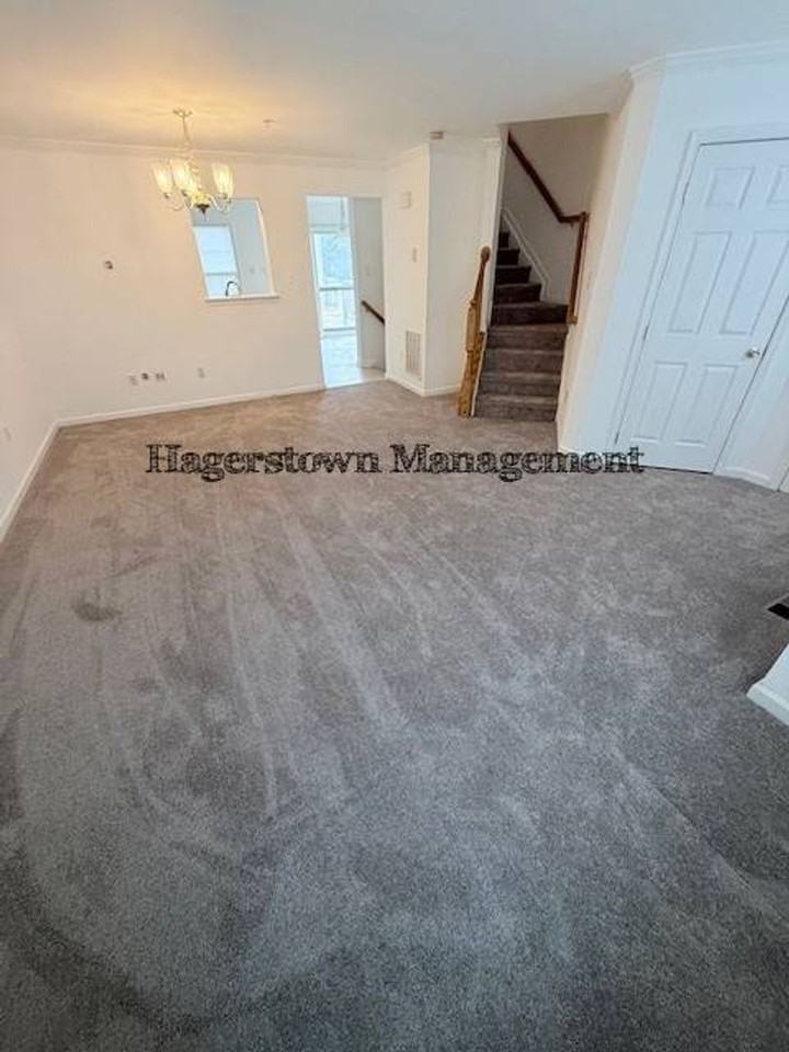 18226 Roy Croft Dr - Photo 7 of 15