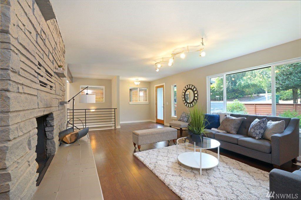 19016 Firlands Way N - Photo 5 of 25