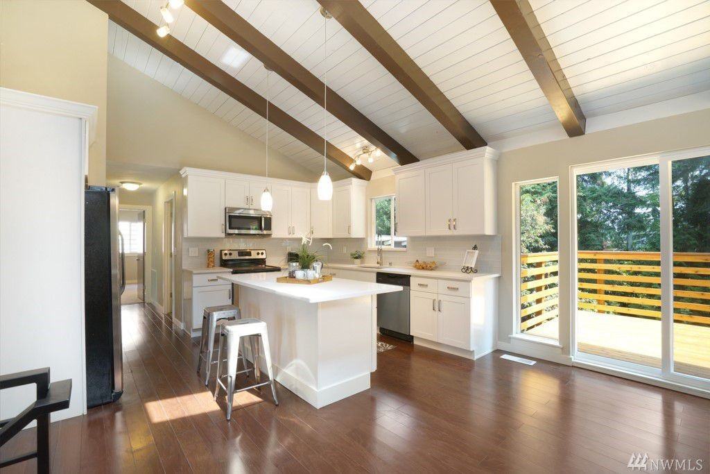 19016 Firlands Way N - Photo 6 of 25