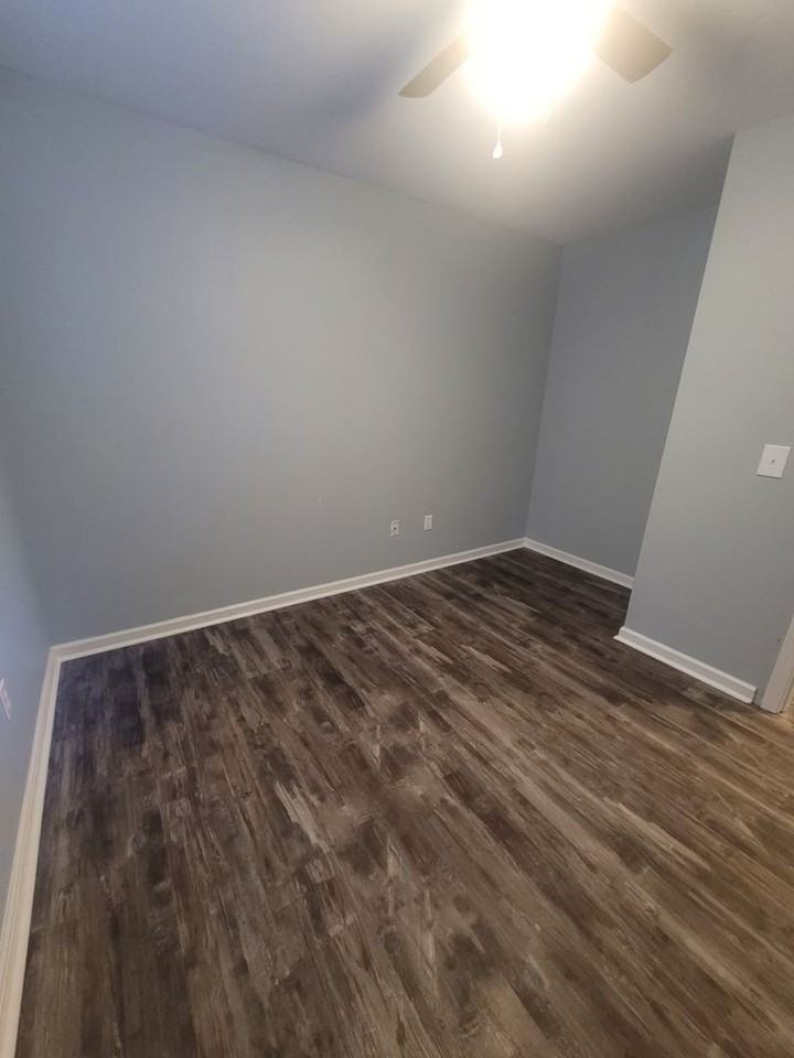 5132 Greenville Loop Rd - Photo 7 of 17