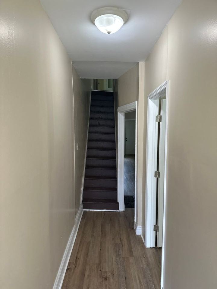 2406 Reel St - Photo 3 of 18