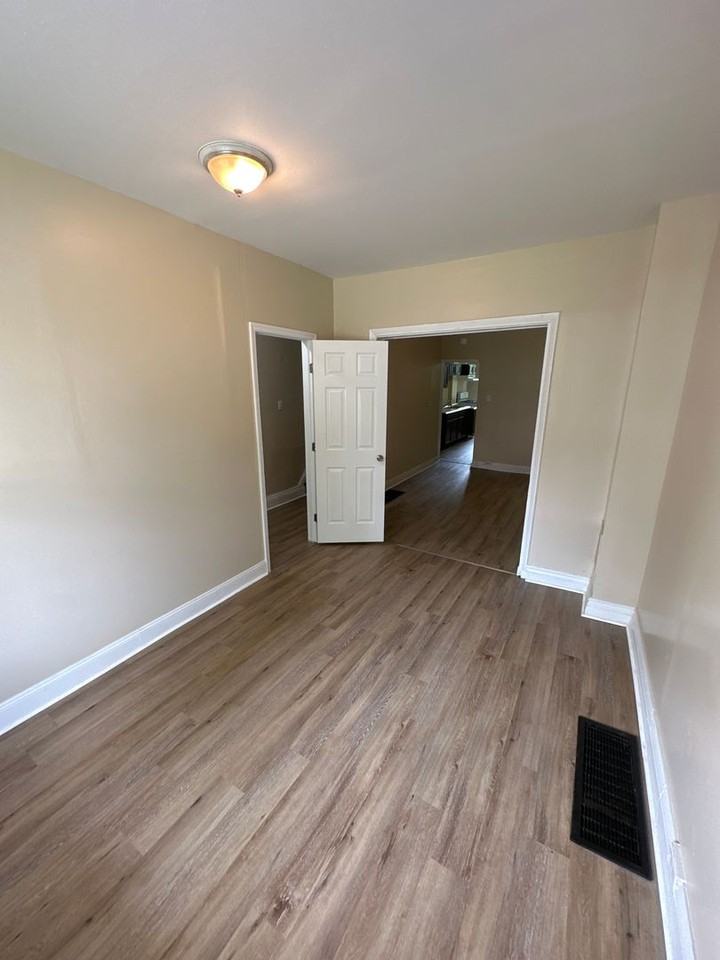 2406 Reel St - Photo 5 of 18