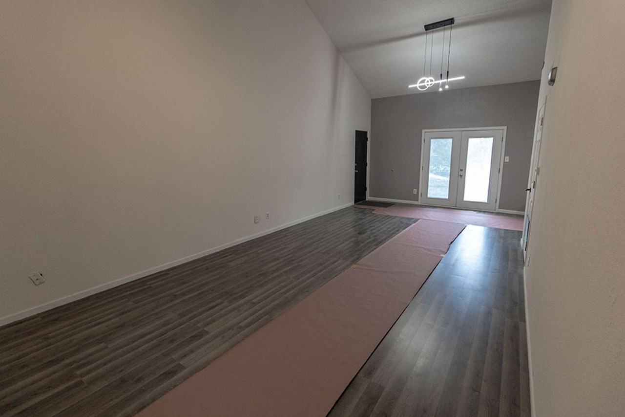 3411 Crossings Dr - Photo 2 of 26