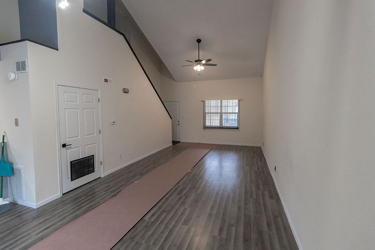 3411 Crossings Dr - Photo 3 of 26