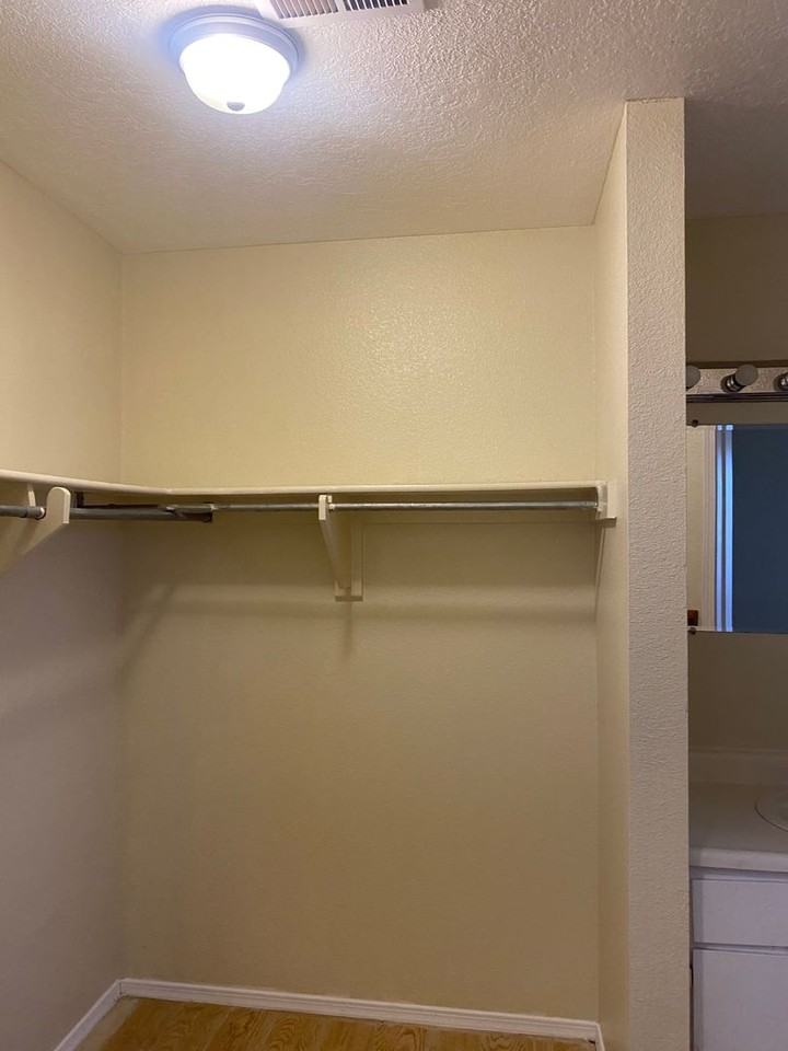 5700 Carrick St Nw - Photo 4 of 7