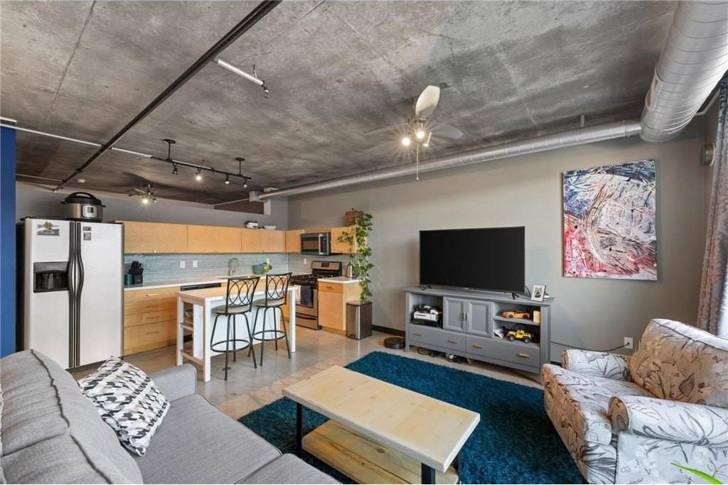 730 N 4th St #405 - Photo 6 of 24