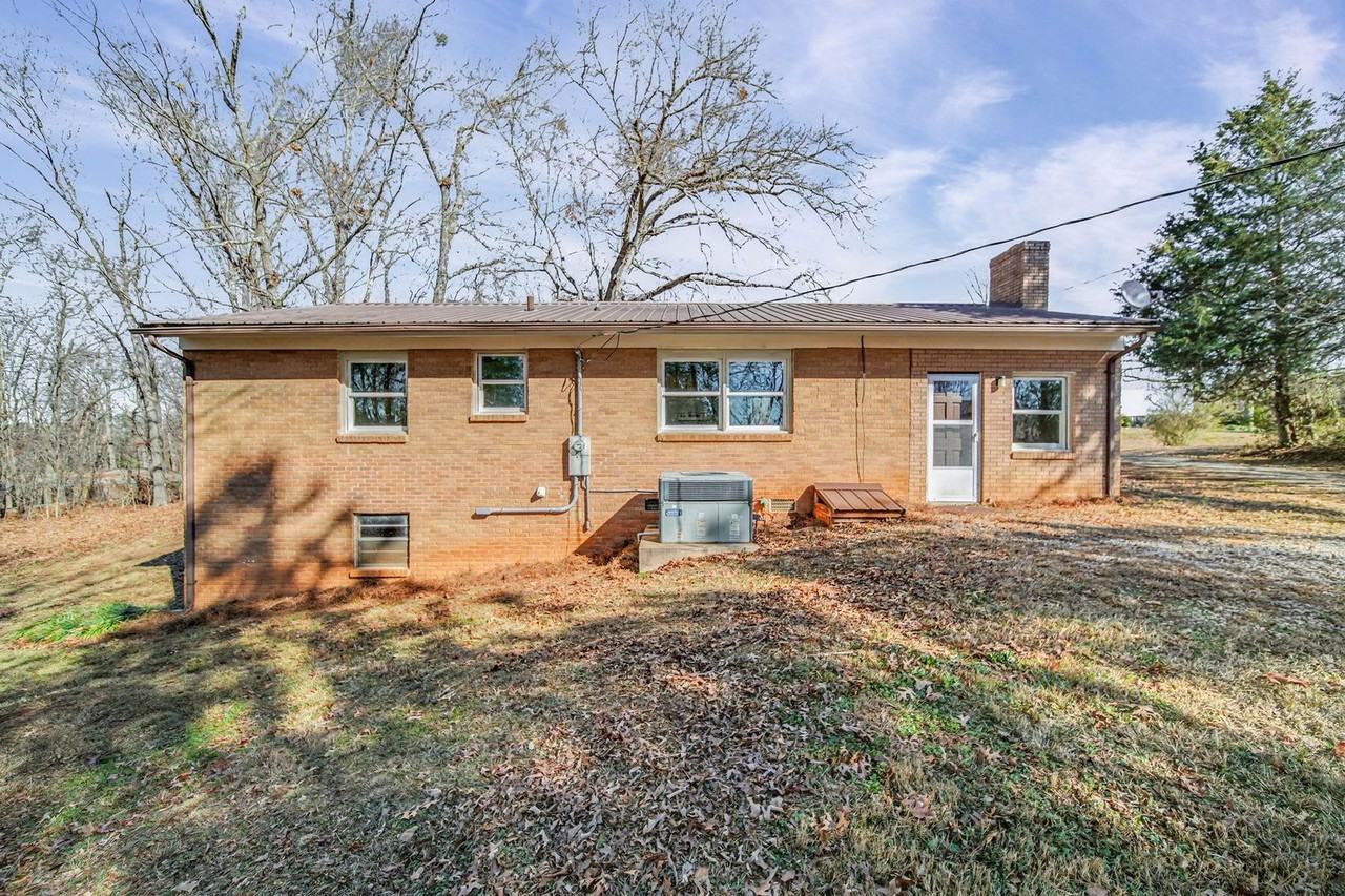 10519 Highway 742 N - Photo 2 of 18