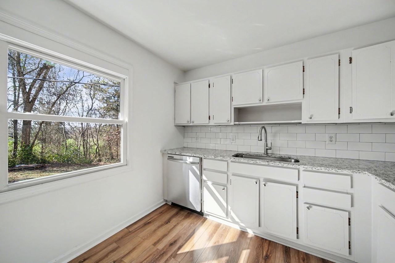 10519 Highway 742 N - Photo 7 of 18