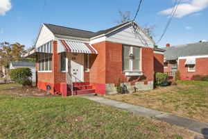 featured image of 345 E 44th St