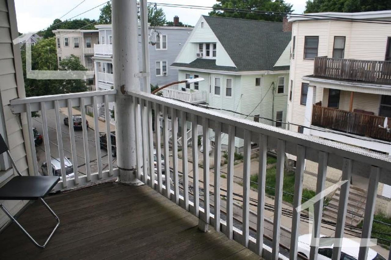 86A Easton St - Photo 2 of 22