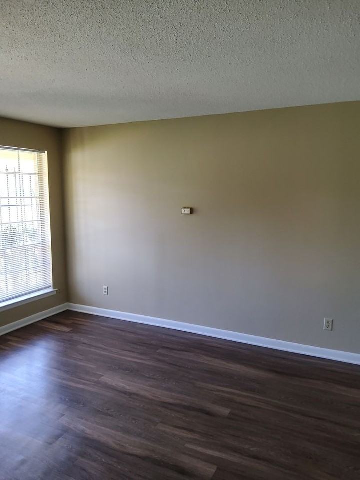 3677 Hillbrook Rd - Photo 6 of 15