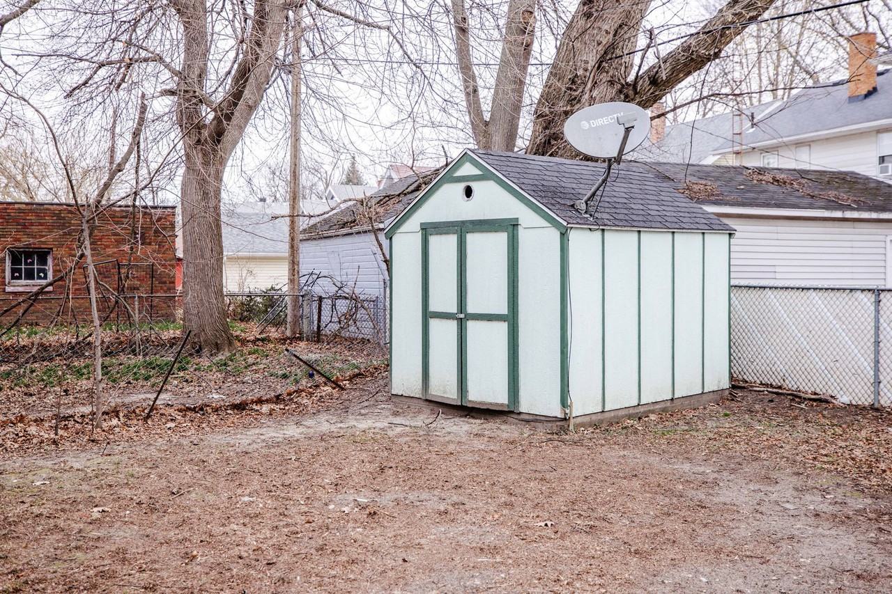 4156 Birchall Rd - Photo 2 of 16