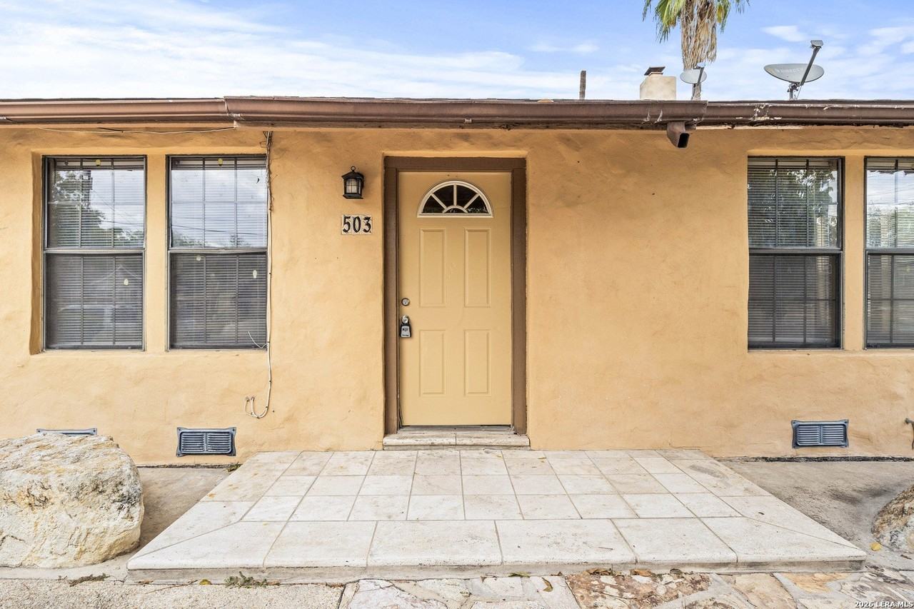 503 Verne St Unit 1 - Photo 2 of 20