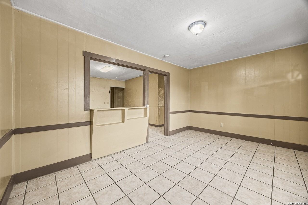 503 Verne St Unit 1 - Photo 5 of 20