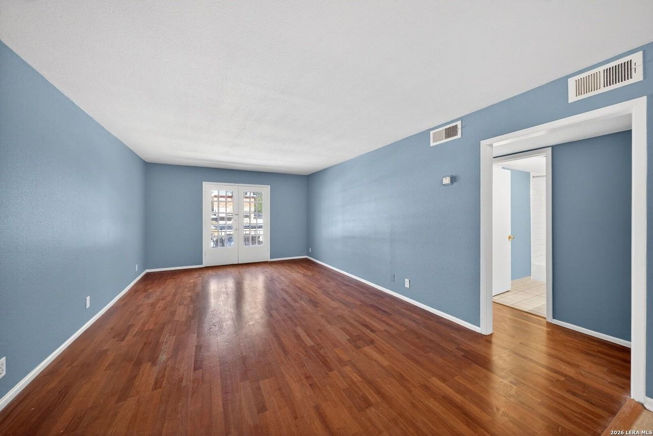 6718 Callaghan Rd Apt 315 - Photo 7 of 27