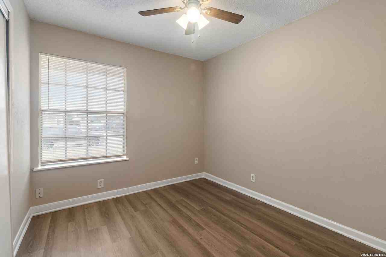 8219 Glen Lark - Photo 3 of 16