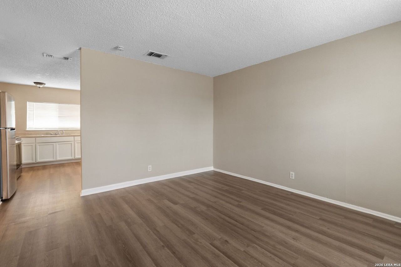 8219 Glen Lark - Photo 6 of 16