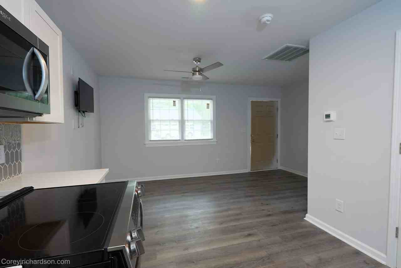 727 Branch St - Photo 6 of 9