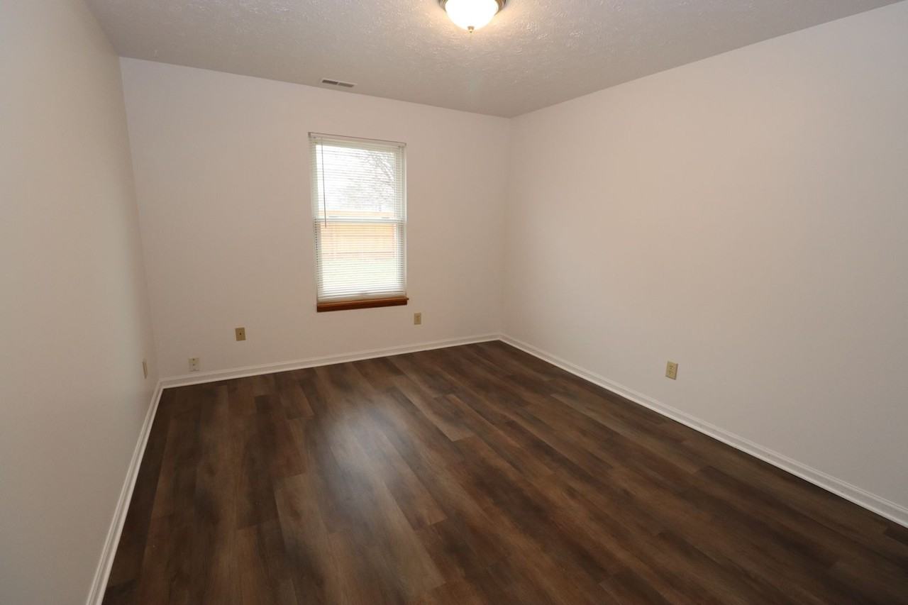 11156 Fall Dr - Photo 7 of 16