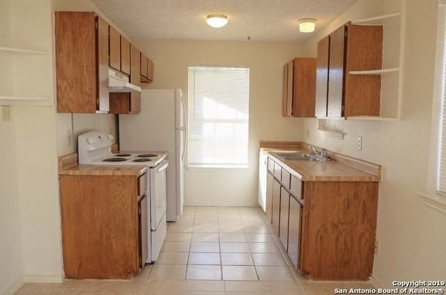 12250 Ridge Crown St - Photo 4 of 15