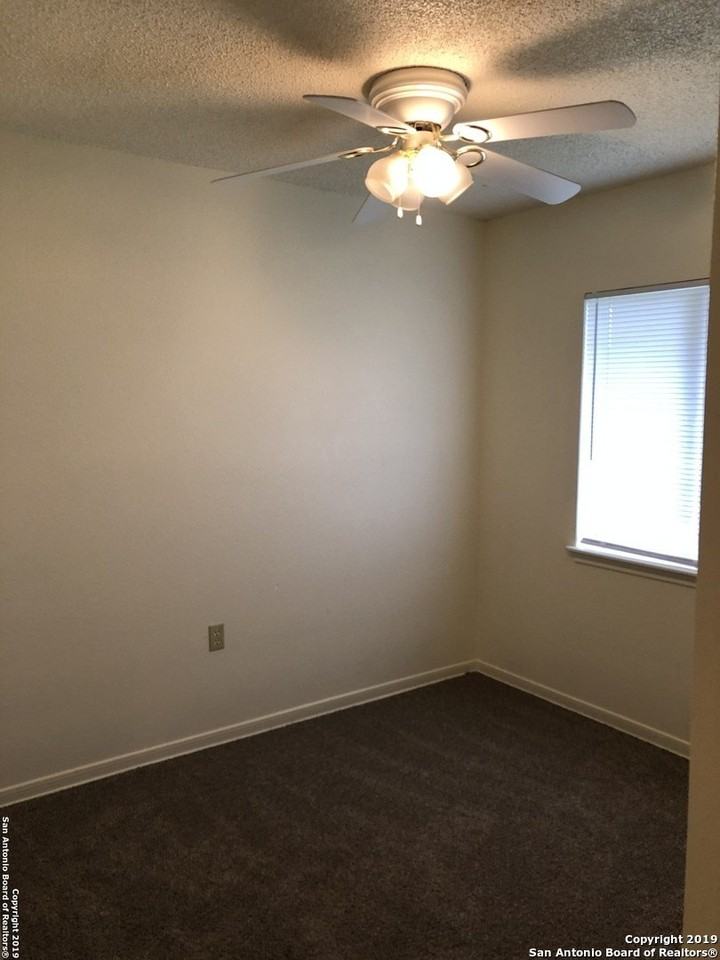 8026 Fair Bnd - Photo 6 of 7