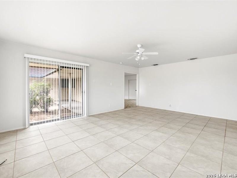 134 Robinhood Dr - Photo 6 of 26